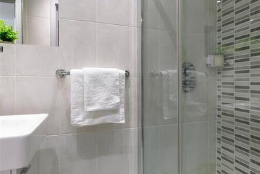 1 bed studio, Hull Road, Layerthorpe, York, YO103JG - Image 5